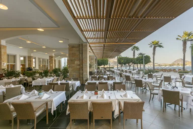 Restoran &amp; Bar