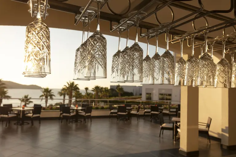 Restoran &amp; Bar